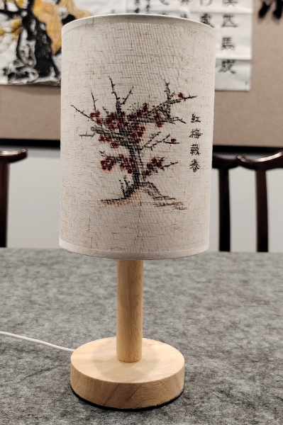梅魂砺洁（作者：陈俏）_副本.jpg
